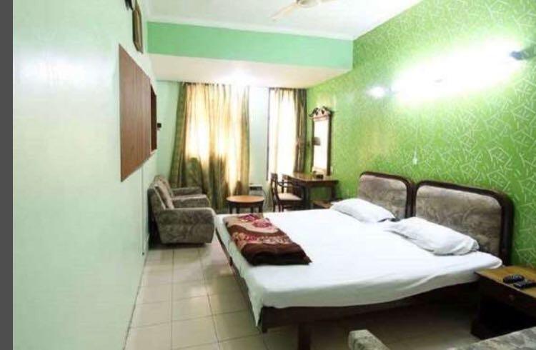 Hotel Sukant Palace Делі Екстер'єр фото